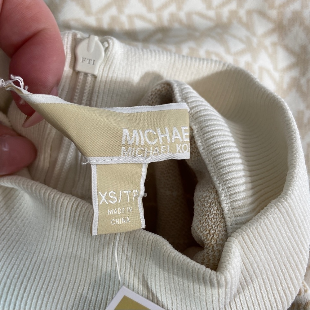 NWT MICHAEL MICHAEL KORS
Logo Jacquard Mock Neck Dress size xs - Picture 6 of 8